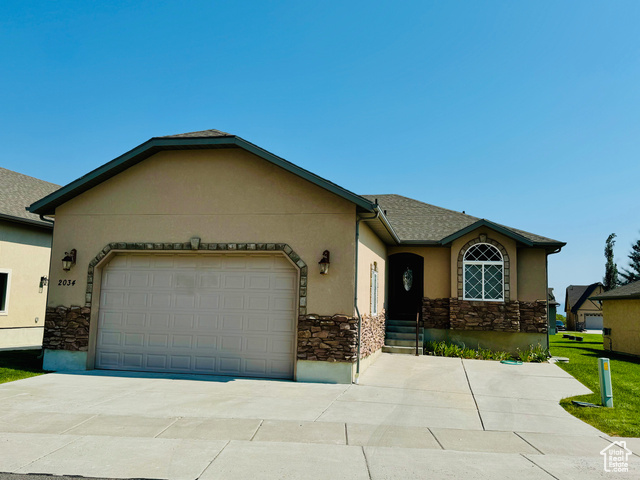 2034 S COTTAGE LN, Garden City UT 84028