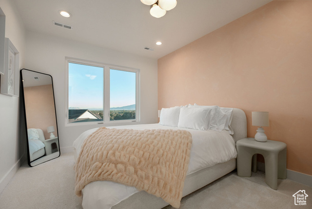 Photo 13 for MLS #2016616 at 501 W Devey Dr