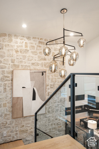 Photo 17 for MLS #2016616 at 501 W Devey Dr