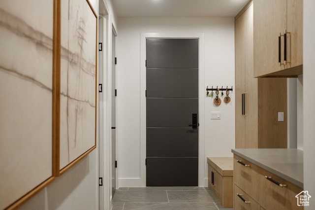 Photo 45 for MLS #2016616 at 501 W Devey Dr