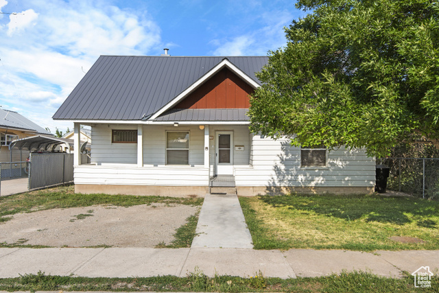 217 WOODLAWN ST, Montpelier, Idaho 83254, 3 Bedrooms Bedrooms, ,2 BathroomsBathrooms,Residential,Single Family Residence,217 WOODLAWN ST,2016756