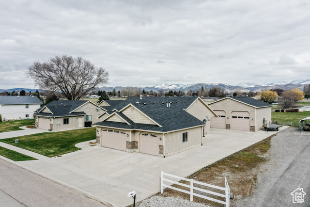 787 S 200 W, Preston, Idaho 83263, 4 Bedrooms Bedrooms, ,3 BathroomsBathrooms,Residential,Single Family Residence,787 S 200 W,2018598