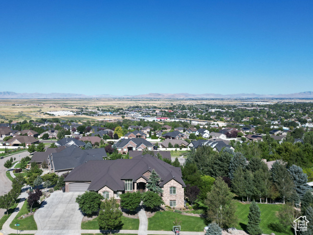 1542 S VALLEY VIEW DR, Perry UT 84302