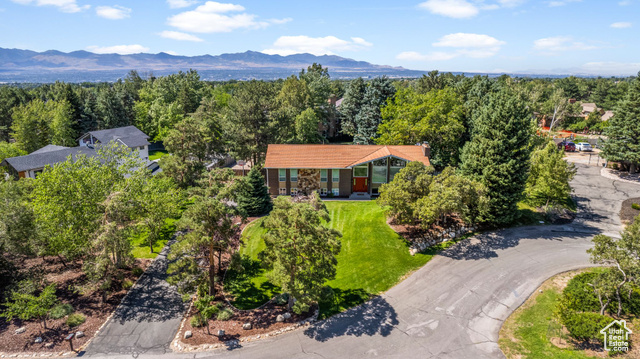 14 WINDSONG LN, Sandy, Utah 84092, 5 Bedrooms Bedrooms, ,3 BathroomsBathrooms,Residential,Single Family Residence,14 WINDSONG LN,2018697