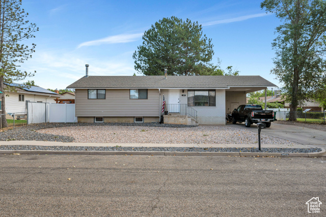 755 N BARLOW ST, Clearfield UT 84015