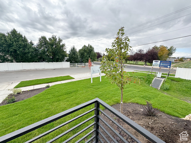Photo 8 for MLS #2019370 at 626 W Cottle Ln