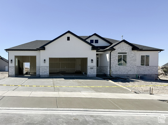 View of front of house featuring a garage