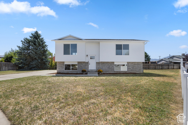 6359 W KAPFORD DR, West Valley City UT 84128