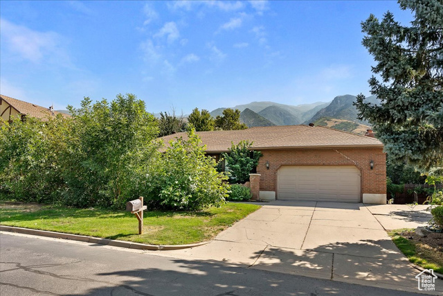 1620 N 2800 E, Layton, Utah 84040, 6 Bedrooms Bedrooms, ,3 BathroomsBathrooms,Residential,Single Family Residence,1620 N 2800 E,2020927