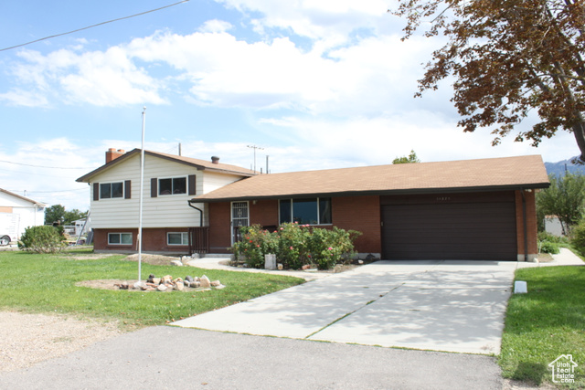 11371 S 2865 W, South Jordan, Utah 84095, 5 Bedrooms Bedrooms, ,3 BathroomsBathrooms,Residential,Single Family Residence,11371 S 2865 W,2021205