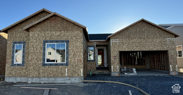 View of front of house featuring a garage