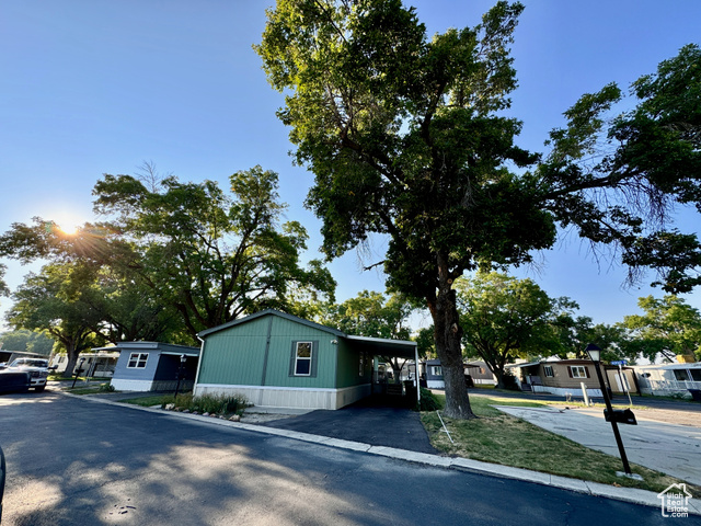 1833 W FLAG AVE, West Valley City, Utah 84119, 3 Bedrooms Bedrooms, ,2 BathroomsBathrooms,Residential,Mobile Home,1833 W FLAG AVE,2021786