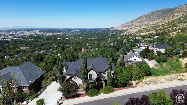 567 GREYSTONE DR, Farmington, Utah 84025, 6 Bedrooms Bedrooms, ,5 BathroomsBathrooms,Residential,Single Family Residence,567 GREYSTONE DR,2022278