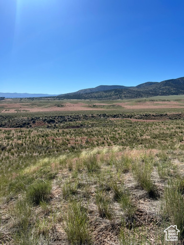 View of mountain feature