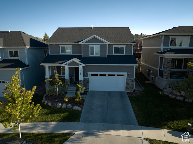 View of front facade with a garage