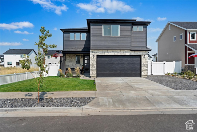 2636 W SEASIDE DR, Syracuse, Utah 84075, 4 Bedrooms Bedrooms, ,3 BathroomsBathrooms,Residential,Single Family Residence,2636 W SEASIDE DR,2022984