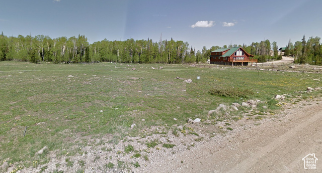 View of yard featuring a rural view