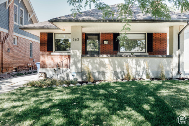 963 E YALE AVE, Salt Lake City, Utah 84105, 3 Bedrooms Bedrooms, ,2 BathroomsBathrooms,Residential,Single Family Residence,963 E YALE AVE,2023081