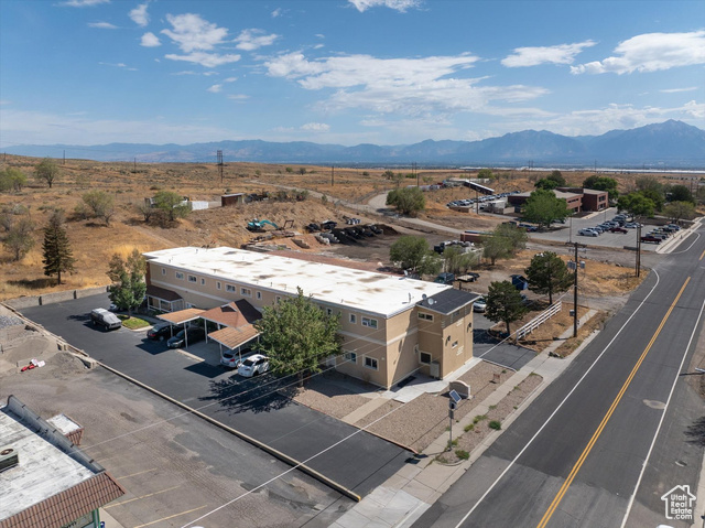 Bird's eye view featuring a mountain view