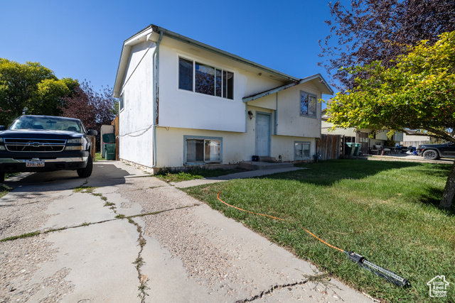 90 S 1250 W, Vernal, Utah 84078, 3 Bedrooms Bedrooms, ,2 BathroomsBathrooms,Residential,Single Family Residence,90 S 1250 W,2023410