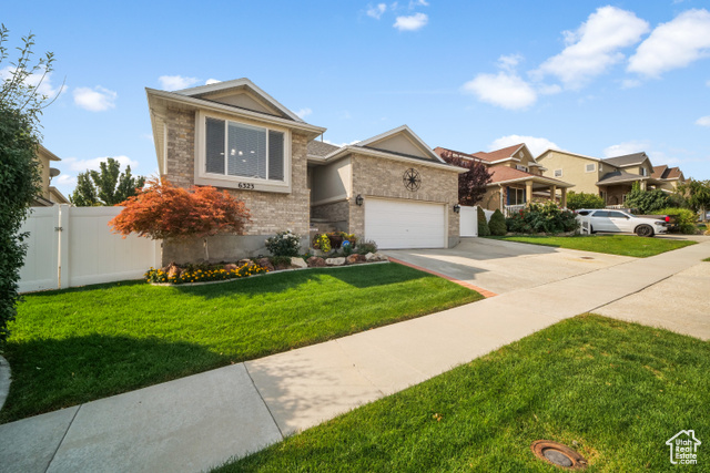 6323 W IMPERIAL OAK DR, West Jordan, Utah 84081, 6 Bedrooms Bedrooms, ,3 BathroomsBathrooms,Residential,Single Family Residence,6323 W IMPERIAL OAK DR,2023439