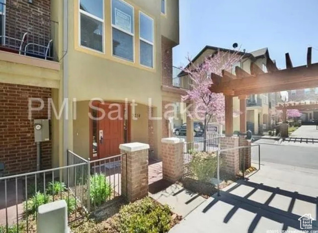 Exterior space featuring a pergola