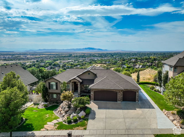 1385 N COMPTON RD, Farmington, Utah 84025, 6 Bedrooms Bedrooms, ,5 BathroomsBathrooms,Residential,Single Family Residence,1385 N COMPTON RD,2024089