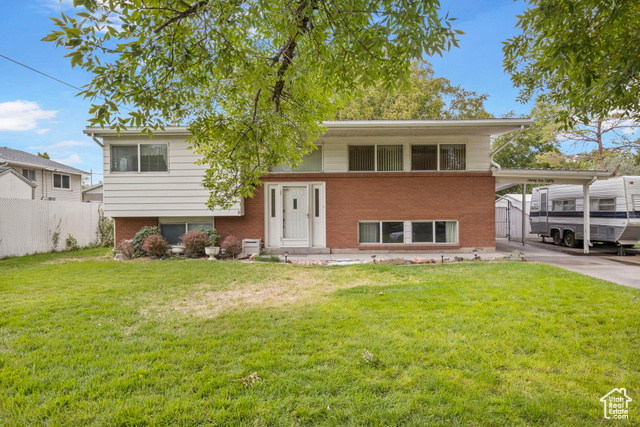 3180 S 3780 W, West Valley City, Utah 84120, 3 Bedrooms Bedrooms, ,2 BathroomsBathrooms,Residential,Single Family Residence,3180 S 3780 W,2024515