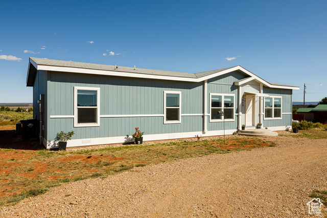 925 S KAIBAB TRL, Kanab UT 84741