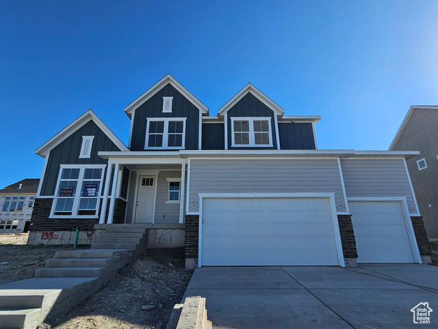 View of front of house featuring a garage