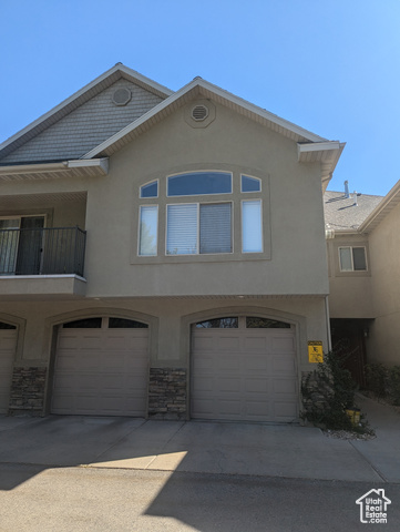 Photo 2 for MLS #2025095 at 2725 S 700 East #M
