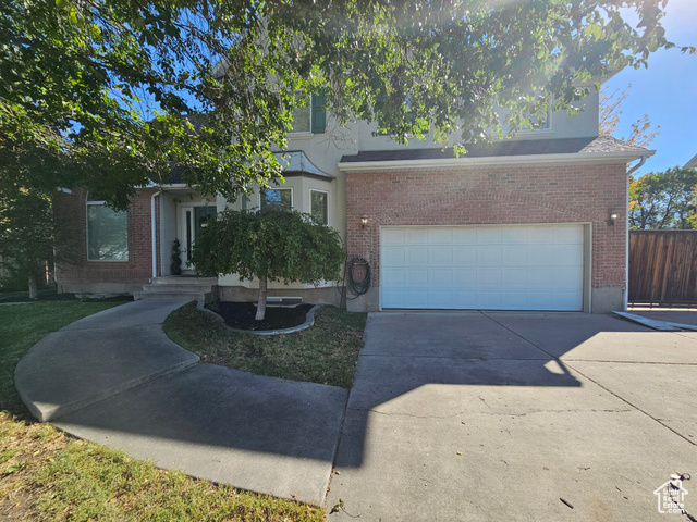 View of front of house featuring a garage