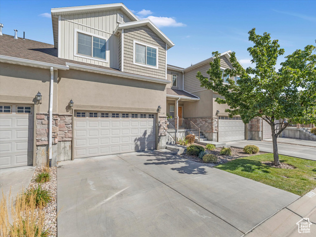 2322 W MACKAY LN, Taylorsville UT 84129