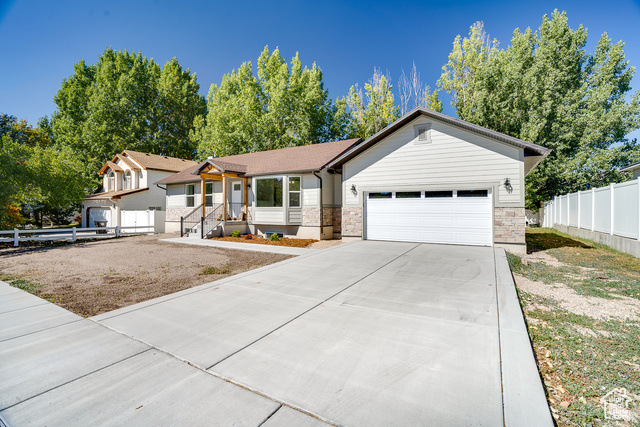 1017 E 50 N, Heber City, Utah 84032, 4 Bedrooms Bedrooms, ,2 BathroomsBathrooms,Residential,Single Family Residence,1017 E 50 N,2026301