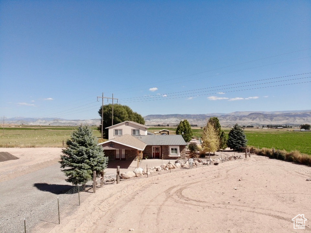 1942 N SEVIER VALLEY CANAL RD, Richfield, Utah 84701, 5 Bedrooms Bedrooms, ,3 BathroomsBathrooms,Residential,Single Family Residence,1942 N SEVIER VALLEY CANAL RD,2026437