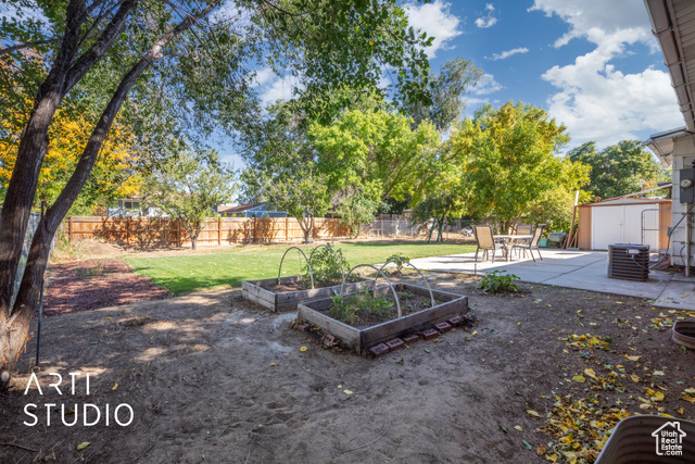 Photo 23 for MLS #2026825 at 601 E Pali St