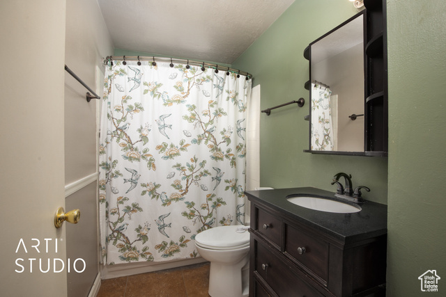 Photo 15 for MLS #2026825 at 601 E Pali St