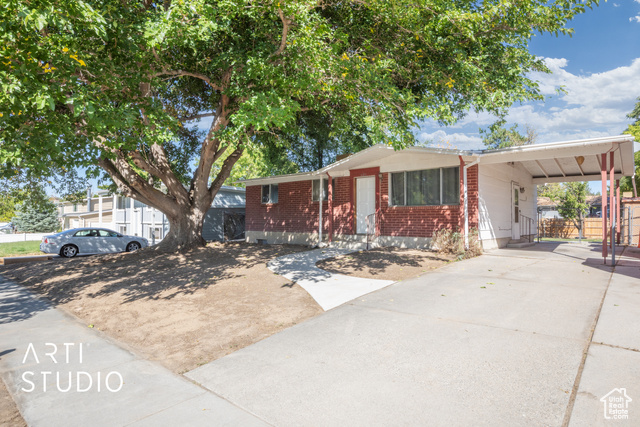 601 E PALI ST, Sandy UT 84070