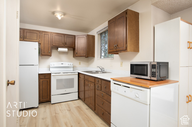 Photo 9 for MLS #2026825 at 601 E Pali St