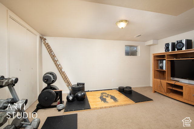 Photo 17 for MLS #2026825 at 601 E Pali St