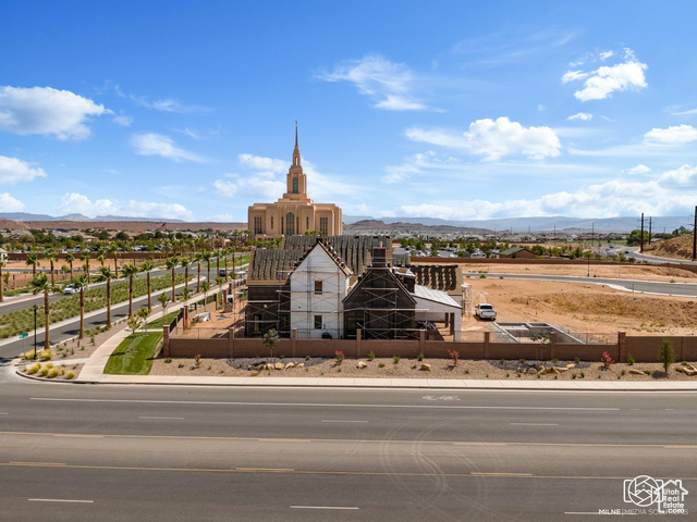 1468 S RED CLIFFS TEMPLE LANE LN, St. George, Utah 84790, 4 Bedrooms Bedrooms, ,5 BathroomsBathrooms,Residential,Single Family Residence,1468 S RED CLIFFS TEMPLE LANE LN,2027000