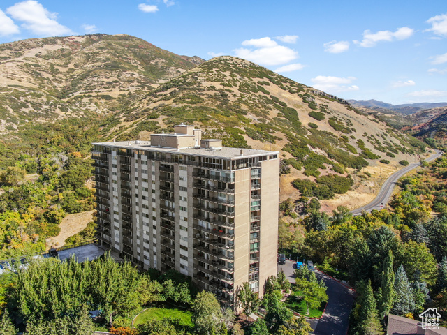 875 S DONNER WAY #601, Salt Lake City, Utah 84108, 2 Bedrooms Bedrooms, ,2 BathroomsBathrooms,Residential,Condominium,875 S DONNER WAY #601,2027036