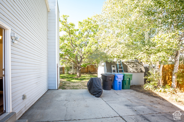 Photo 10 for MLS #2027136 at 5940 S Woodview Dr