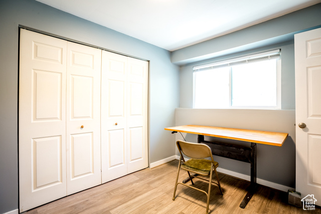 Photo 28 for MLS #2027136 at 5940 S Woodview Dr