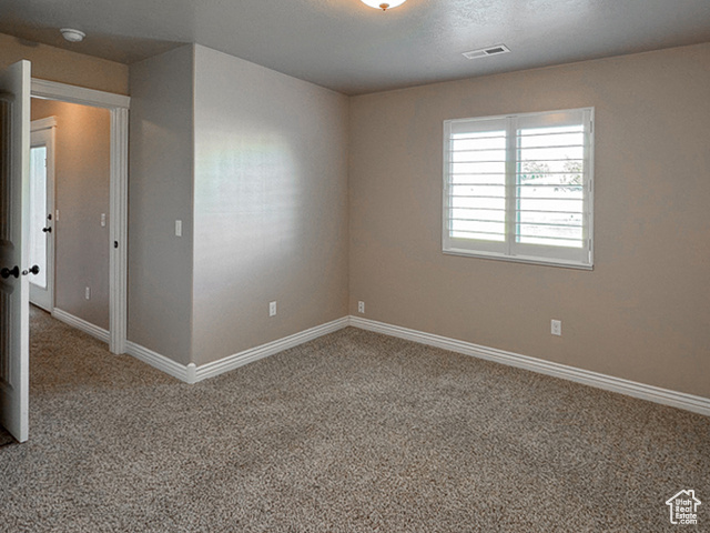 Photo 27 for MLS #2027278 at 1806 Park Dr