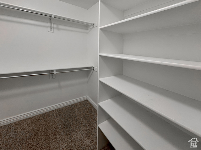 Photo 32 for MLS #2027278 at 1806 Park Dr