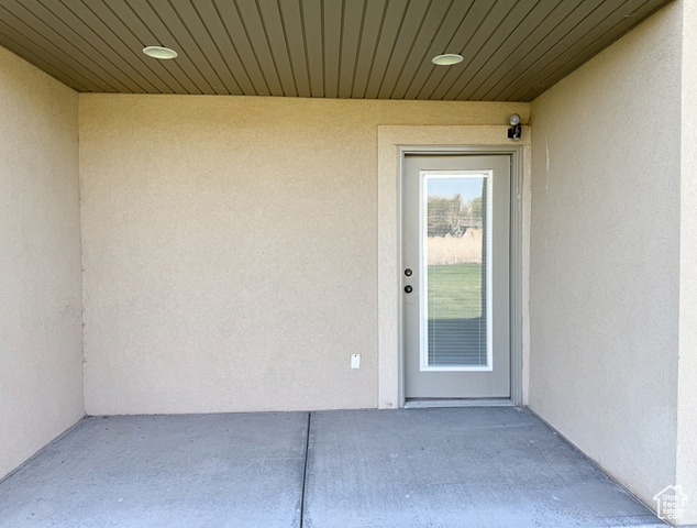 Photo 34 for MLS #2027278 at 1806 Park Dr