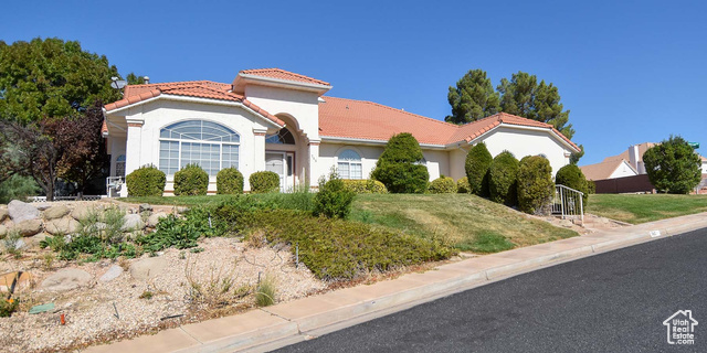 Photo 2 for MLS #2027958 at 765 St James Ln