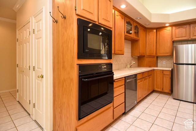 Photo 22 for MLS #2027958 at 765 St James Ln