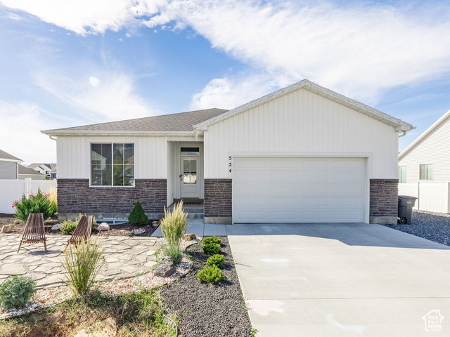 524 S 690 E, Hyrum UT 84319